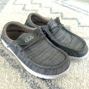 Hey Dude Grey boy size UK 3 EU36